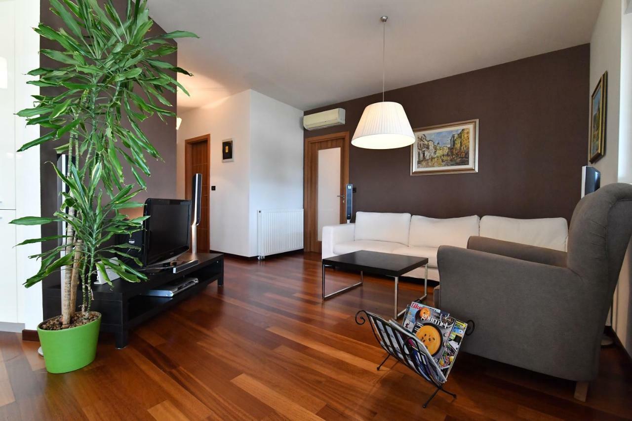 City Penthouse Vita Пула Екстер'єр фото
