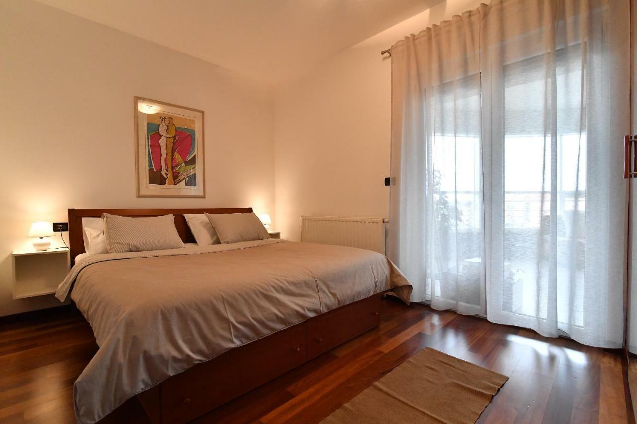 City Penthouse Vita Пула Екстер'єр фото