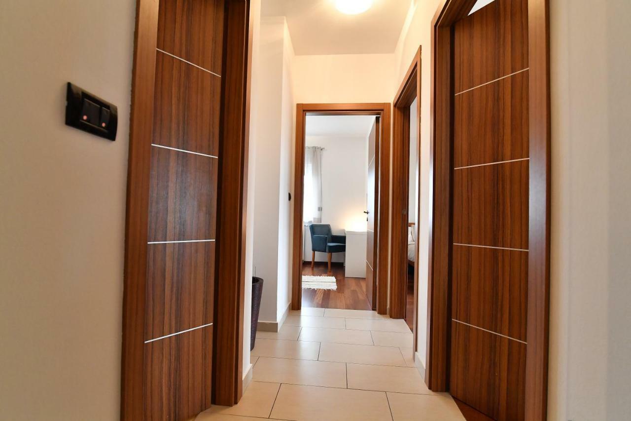 City Penthouse Vita Пула Екстер'єр фото