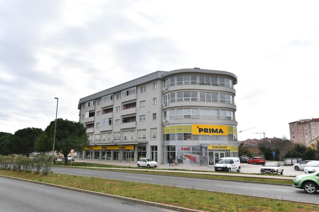 City Penthouse Vita Пула Екстер'єр фото